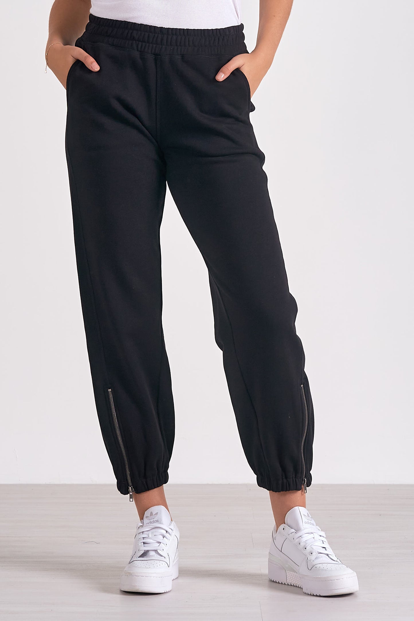 Elan Heather Jogger Zipper (Grey and Black)
