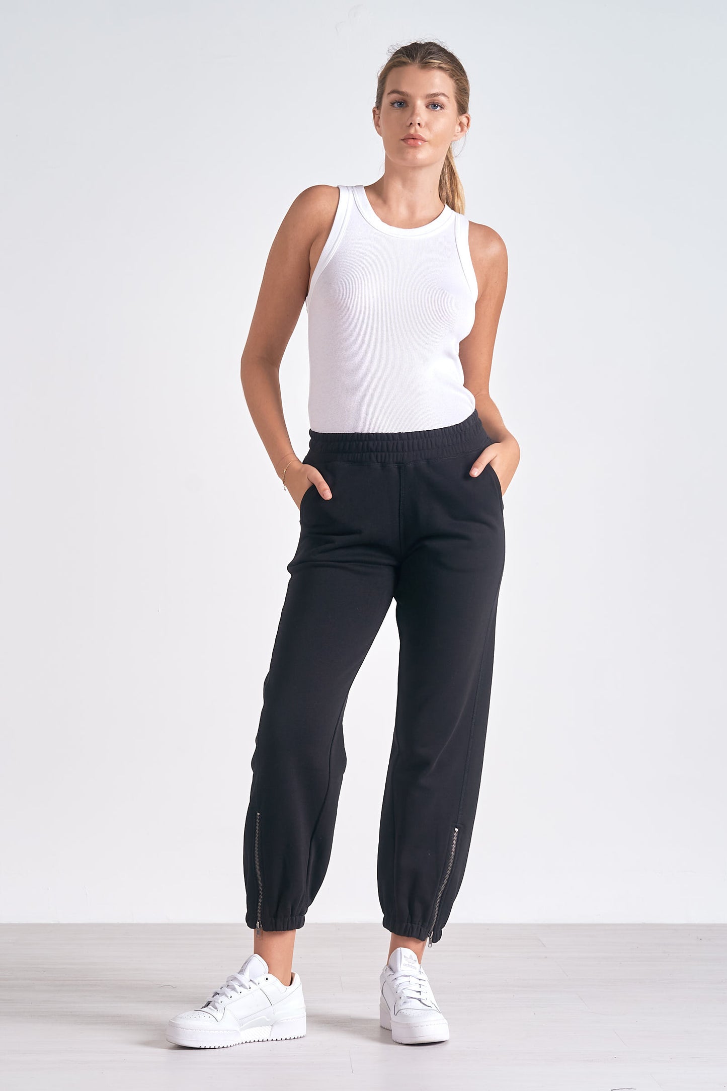 Elan Heather Jogger Zipper (Grey and Black)